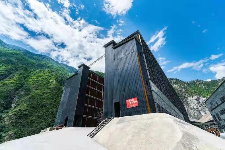 ˮ��ǽ����